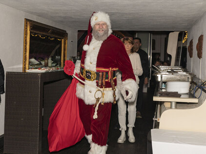 Überraschung Weihnachtsmann